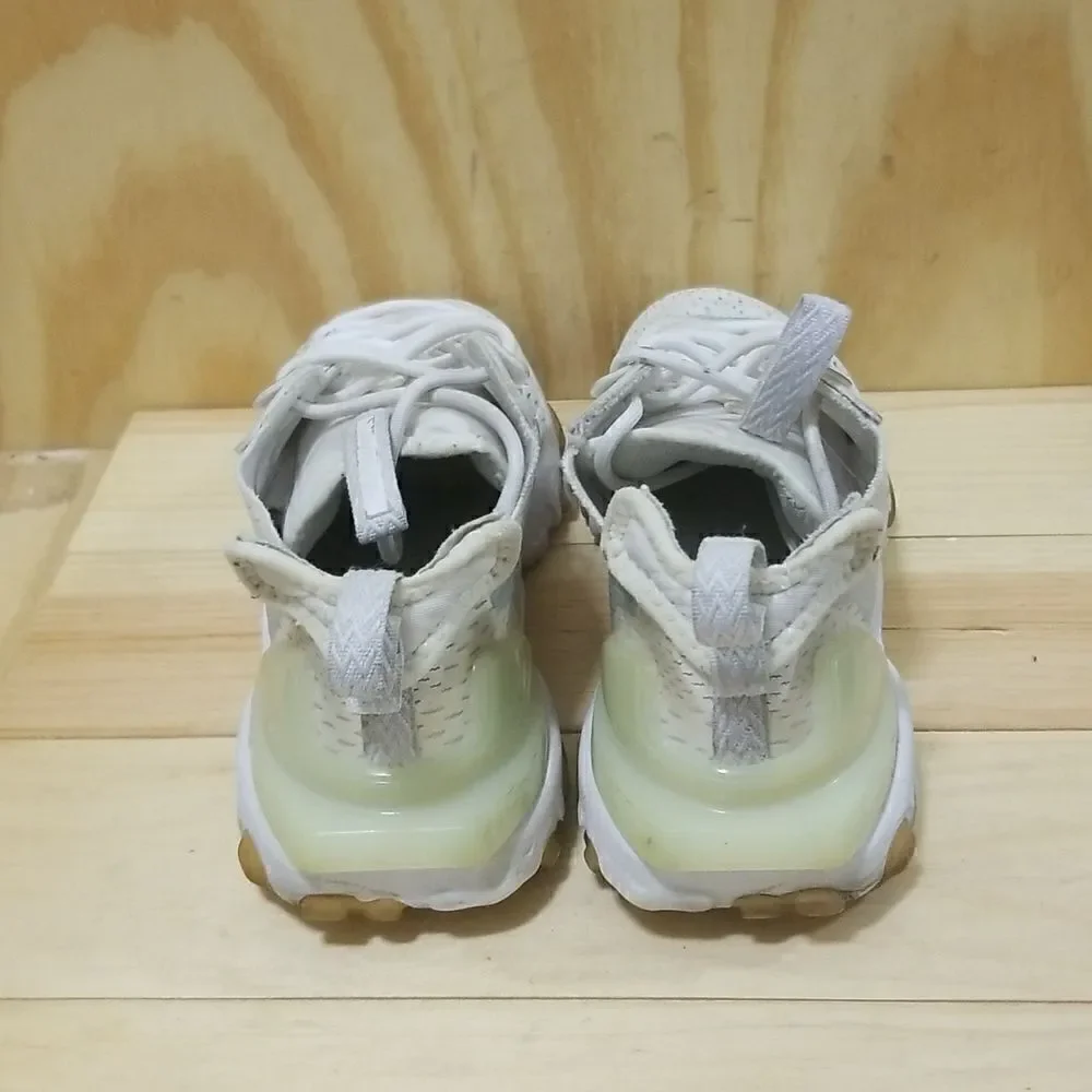 Size 8 - Nike React Vision White Iridescent Wmn's size 6